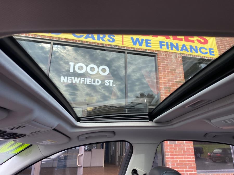 Used BMW 3 Series 4dr Sdn 328i xDrive AWD SULEV 2010 | Newfield Auto Sales. Middletown, Connecticut Used BMW 3 Series 4dr Sdn 328i xDrive AWD SULEV 2010 | Newfield Auto Sales. Middletown, Connecticut