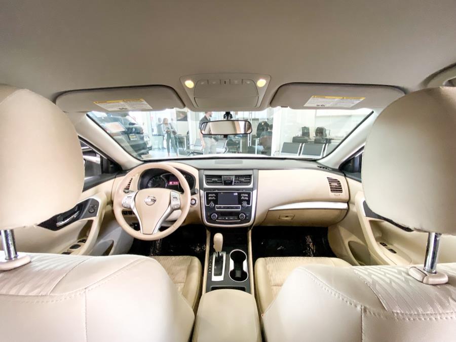 Used Nissan Altima 2.5 SV Sedan 2017 | Luxury Motor Club. Franklin Square, New York Used Nissan Altima 2.5 SV Sedan 2017 | Luxury Motor Club. Franklin Square, New York
