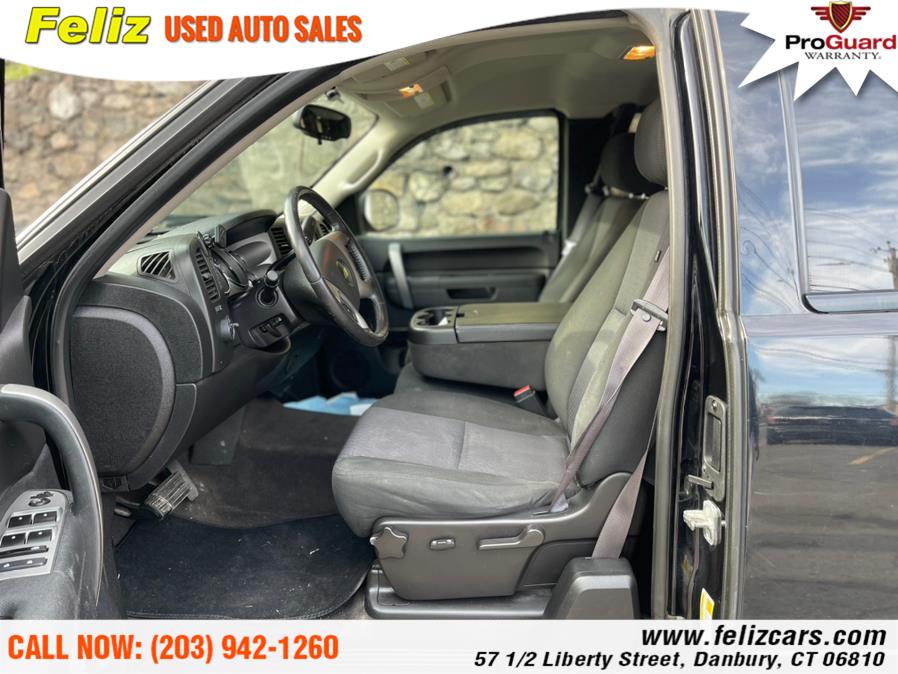 Used Chevrolet Silverado 1500 4WD Ext Cab 143.5" LT 2012 | Feliz Used Auto Sales. Danbury, Connecticut