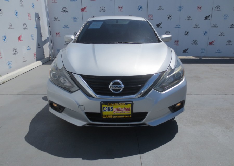 2017 Nissan Altima 2.5 SR Sedan, available for sale in Santa Ana, California | Auto Max Of Santa Ana. Santa Ana, California 2017 Nissan Altima 2.5 SR Sedan, available for sale in Santa Ana, California | Auto Max Of Santa Ana. Santa Ana, California