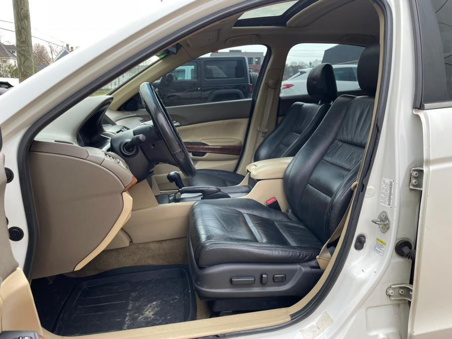 2010 Honda Accord Sdn 4dr V6 Auto EX-L, available for sale in Manchester, Connecticut | Carsonmain LLC. Manchester, Connecticut 2010 Honda Accord Sdn 4dr V6 Auto EX-L, available for sale in Manchester, Connecticut | Carsonmain LLC. Manchester, Connecticut