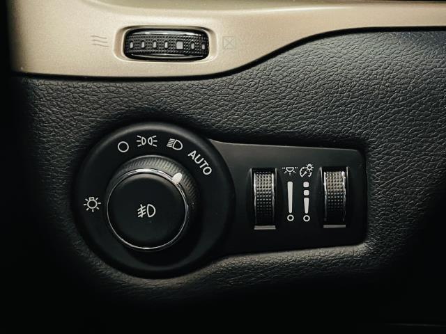 Used Jeep Cherokee 4WD 4dr Latitude 2016 | Northshore Motors. Syosset , New York Used Jeep Cherokee 4WD 4dr Latitude 2016 | Northshore Motors. Syosset , New York