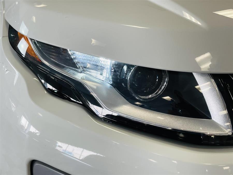 Used Land Rover Range Rover Evoque 5dr HB SE 2016 | Northshore Motors. Syosset , New York Used Land Rover Range Rover Evoque 5dr HB SE 2016 | Northshore Motors. Syosset , New York