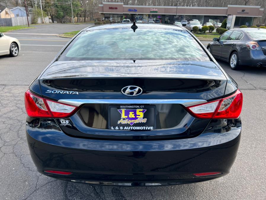 2013 Hyundai Sonata 4dr Sdn 2.4L Auto GLS PZEV *Ltd Avail*, available for sale in Plantsville, Connecticut | L&S Automotive LLC. Plantsville, Connecticut 2013 Hyundai Sonata 4dr Sdn 2.4L Auto GLS PZEV *Ltd Avail*, available for sale in Plantsville, Connecticut | L&S Automotive LLC. Plantsville, Connecticut