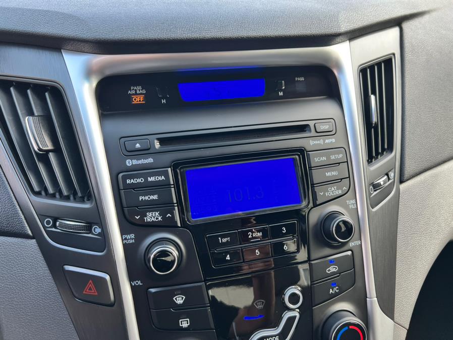 2013 Hyundai Sonata 4dr Sdn 2.4L Auto GLS PZEV *Ltd Avail*, available for sale in Plantsville, Connecticut | L&S Automotive LLC. Plantsville, Connecticut 2013 Hyundai Sonata 4dr Sdn 2.4L Auto GLS PZEV *Ltd Avail*, available for sale in Plantsville, Connecticut | L&S Automotive LLC. Plantsville, Connecticut