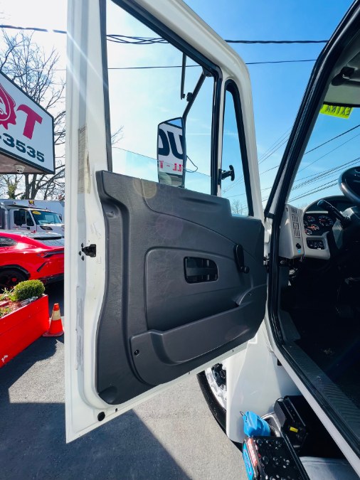 2016 INTERNATIONAL 4300 26 FEET DRY BOX + CUMMINS + LIFT GATE + NO CDL, available for sale in South Amboy, New Jersey | NJ Truck Spot. South Amboy, New Jersey 2016 INTERNATIONAL 4300 26 FEET DRY BOX + CUMMINS + LIFT GATE + NO CDL, available for sale in South Amboy, New Jersey | NJ Truck Spot. South Amboy, New Jersey