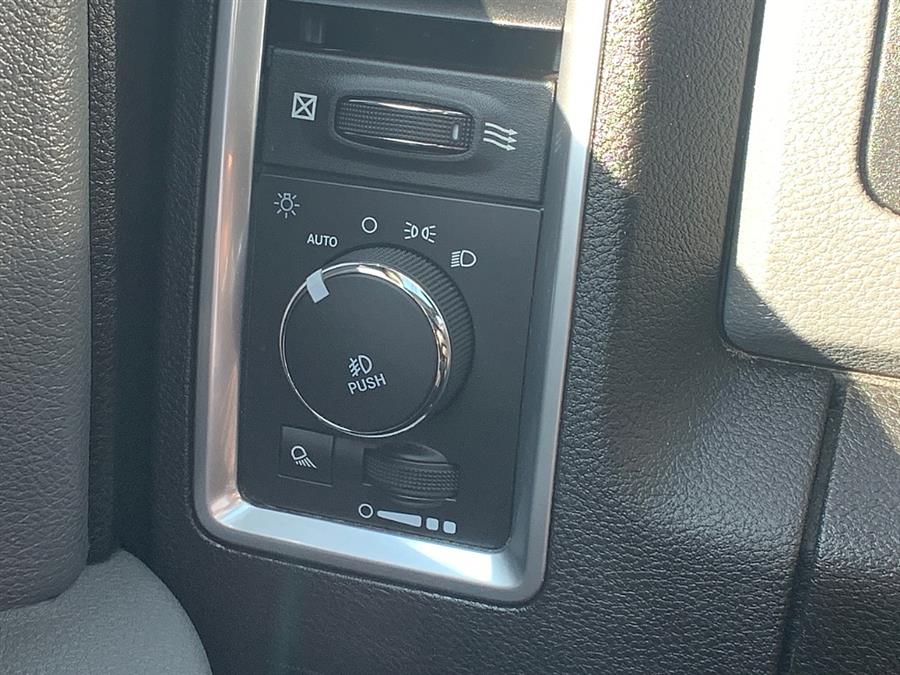 Used Ram 1500 Classic Warlock 4x4 Quad Cab 6''4" Box 2019 | Smart Buy Auto Sales, LLC. Wallingford, Connecticut Used Ram 1500 Classic Warlock 4x4 Quad Cab 6''4" Box 2019 | Smart Buy Auto Sales, LLC. Wallingford, Connecticut