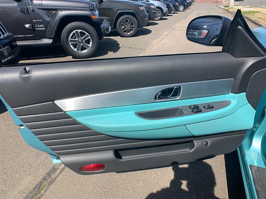 Used Ford Thunderbird 2dr Conv w/Hardtop Premium 2002 | Smart Buy Auto Sales, LLC. Wallingford, Connecticut Used Ford Thunderbird 2dr Conv w/Hardtop Premium 2002 | Smart Buy Auto Sales, LLC. Wallingford, Connecticut