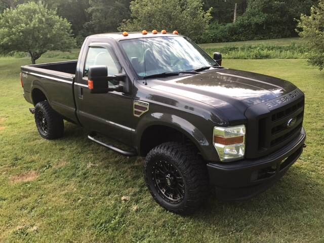 2008 Ford Super Duty F-350 SRW 4WD Reg Cab 137" XLT, available for sale in Plainville, Connecticut | Choice Group LLC Choice Motor Car. Plainville, Connecticut