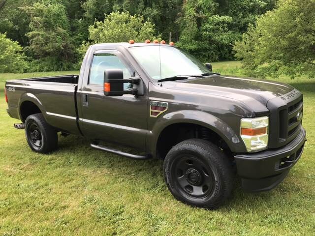 2008 Ford Super Duty F-350 SRW 4WD Reg Cab 137" XLT, available for sale in Plainville, Connecticut | Choice Group LLC Choice Motor Car. Plainville, Connecticut