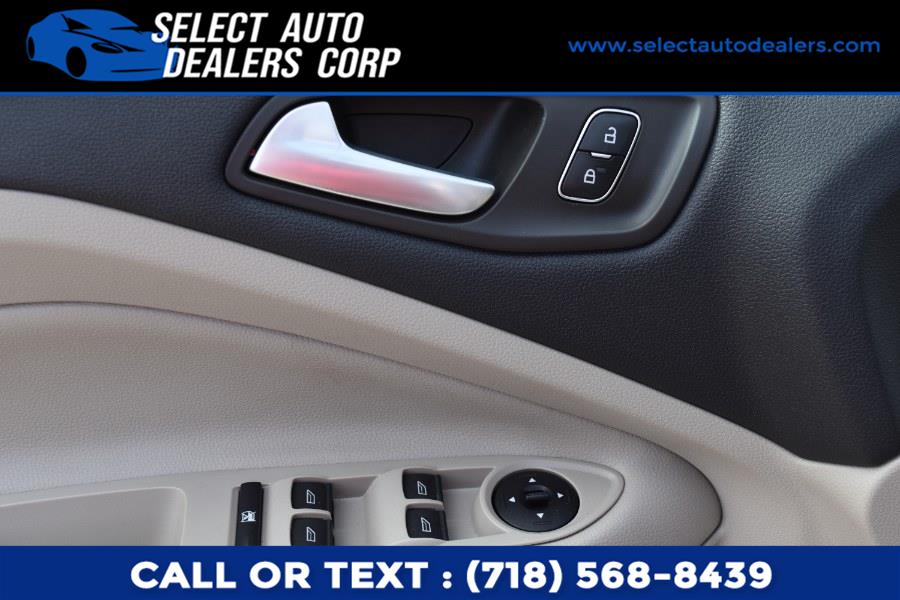 Used Ford Escape SE 4WD 2018 | Select Auto Dealers Corp. Brooklyn, New York Used Ford Escape SE 4WD 2018 | Select Auto Dealers Corp. Brooklyn, New York