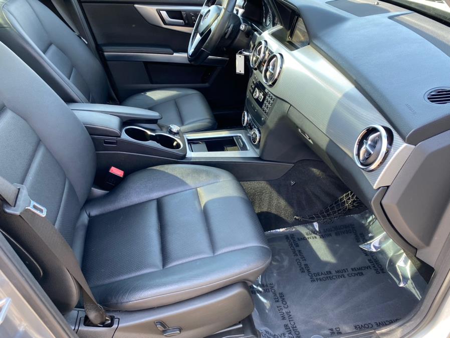 Used Mercedes-Benz GLK-Class 4MATIC 4dr GLK350 2014 | Lava Motors 2 Inc. Canton, Connecticut Used Mercedes-Benz GLK-Class 4MATIC 4dr GLK350 2014 | Lava Motors 2 Inc. Canton, Connecticut