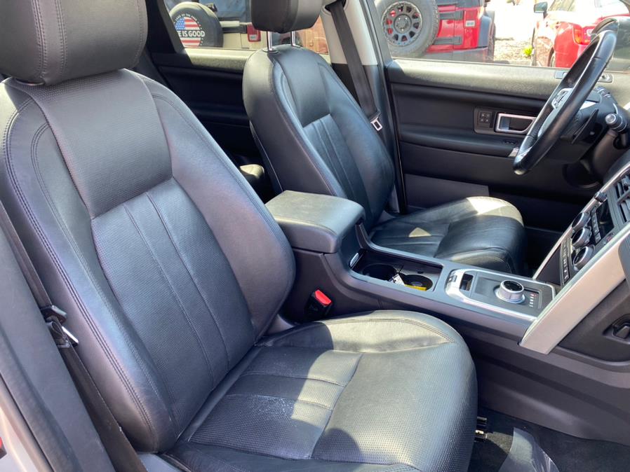 Used Land Rover Discovery Sport AWD 4dr HSE 2016 | Lava Motors 2 Inc. Canton, Connecticut Used Land Rover Discovery Sport AWD 4dr HSE 2016 | Lava Motors 2 Inc. Canton, Connecticut