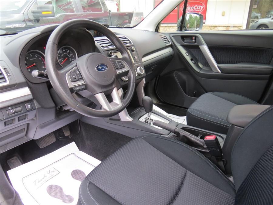 Used Subaru Forester 2.5i AWD 4dr Wagon CVT 2017 | Lake City Exports Inc. Auburn, Maine Used Subaru Forester 2.5i AWD 4dr Wagon CVT 2017 | Lake City Exports Inc. Auburn, Maine