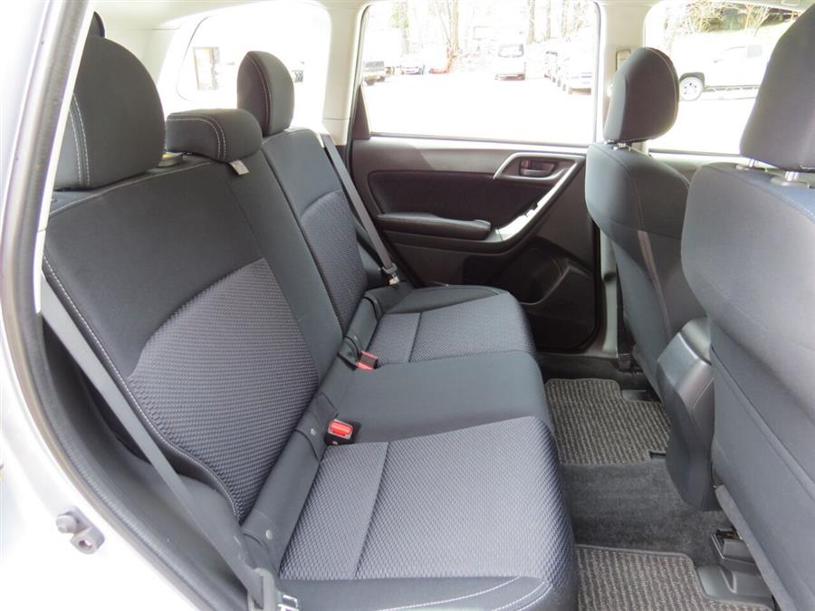 Used Subaru Forester 2.5i AWD 4dr Wagon CVT 2017 | Lake City Exports Inc. Auburn, Maine Used Subaru Forester 2.5i AWD 4dr Wagon CVT 2017 | Lake City Exports Inc. Auburn, Maine