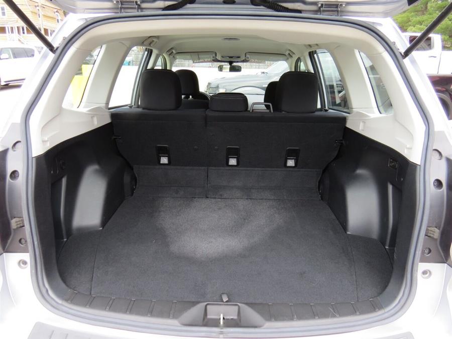 Used Subaru Forester 2.5i AWD 4dr Wagon CVT 2017 | Lake City Exports Inc. Auburn, Maine Used Subaru Forester 2.5i AWD 4dr Wagon CVT 2017 | Lake City Exports Inc. Auburn, Maine