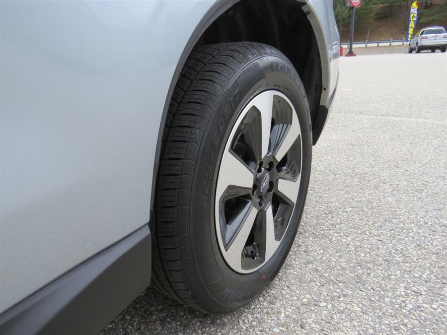 Used Subaru Forester 2.5i AWD 4dr Wagon CVT 2017 | Lake City Exports Inc. Auburn, Maine Used Subaru Forester 2.5i AWD 4dr Wagon CVT 2017 | Lake City Exports Inc. Auburn, Maine
