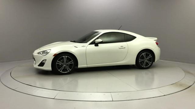 Used Scion Fr-s 2dr Cpe Man (Natl) 2013 | J&M Automotive Sls&Svc LLC. Naugatuck, Connecticut Used Scion Fr-s 2dr Cpe Man (Natl) 2013 | J&M Automotive Sls&Svc LLC. Naugatuck, Connecticut