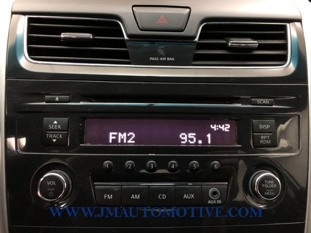 2015 Nissan Altima 4dr Sdn I4 2.5 S, available for sale in Naugatuck, Connecticut | J&M Automotive Sls&Svc LLC. Naugatuck, Connecticut 2015 Nissan Altima 4dr Sdn I4 2.5 S, available for sale in Naugatuck, Connecticut | J&M Automotive Sls&Svc LLC. Naugatuck, Connecticut