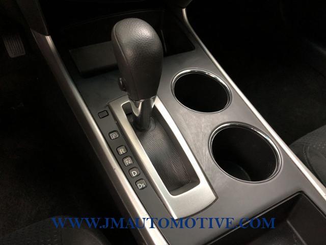 2015 Nissan Altima 4dr Sdn I4 2.5 S, available for sale in Naugatuck, Connecticut | J&M Automotive Sls&Svc LLC. Naugatuck, Connecticut 2015 Nissan Altima 4dr Sdn I4 2.5 S, available for sale in Naugatuck, Connecticut | J&M Automotive Sls&Svc LLC. Naugatuck, Connecticut