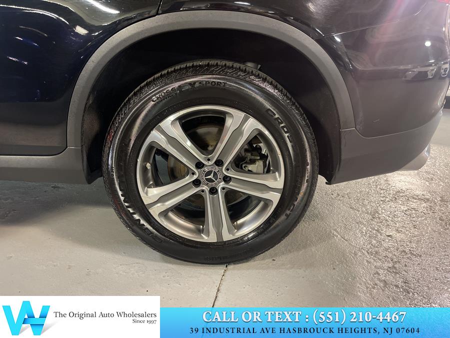 Used Mercedes-Benz GLC GLC 300 4MATIC SUV 2019 | AW Auto & Truck Wholesalers, Inc. Hasbrouck Heights, New Jersey Used Mercedes-Benz GLC GLC 300 4MATIC SUV 2019 | AW Auto & Truck Wholesalers, Inc. Hasbrouck Heights, New Jersey