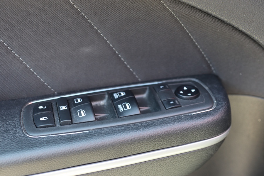 2019 Dodge Charger SXT RWD, available for sale in Jamaica, New York | Hillside Auto Mall Inc.. Jamaica, New York 2019 Dodge Charger SXT RWD, available for sale in Jamaica, New York | Hillside Auto Mall Inc.. Jamaica, New York