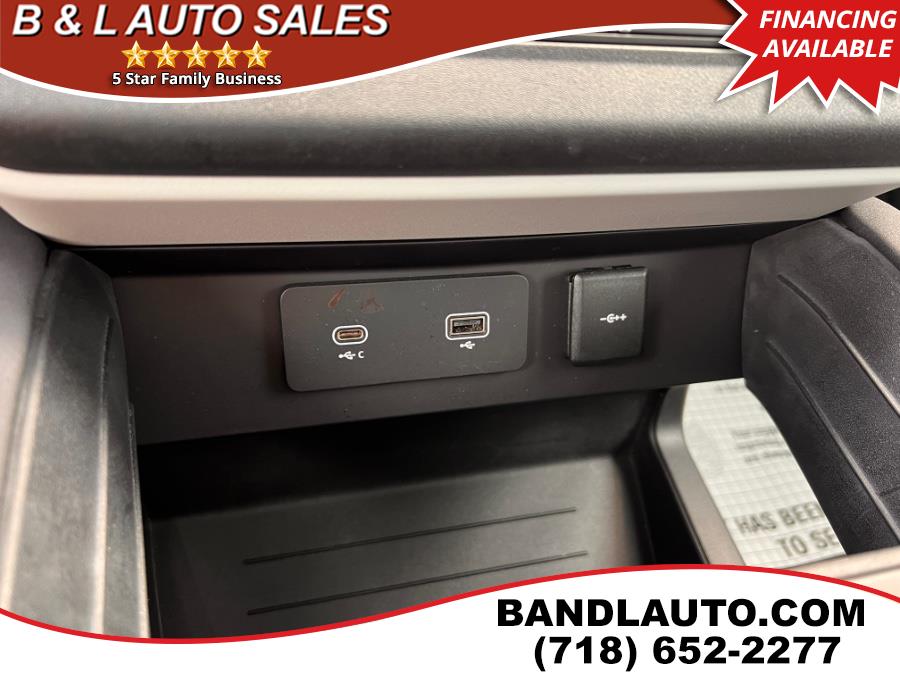 Used Land Rover Defender 110 First Edition AWD 2020 | B & L Auto Sales LLC. Bronx, New York Used Land Rover Defender 110 First Edition AWD 2020 | B & L Auto Sales LLC. Bronx, New York