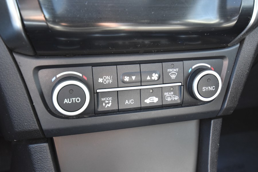 2016 Acura ILX 4dr Sdn, available for sale in Waterbury, Connecticut | Highline Car Connection. Waterbury, Connecticut 2016 Acura ILX 4dr Sdn, available for sale in Waterbury, Connecticut | Highline Car Connection. Waterbury, Connecticut