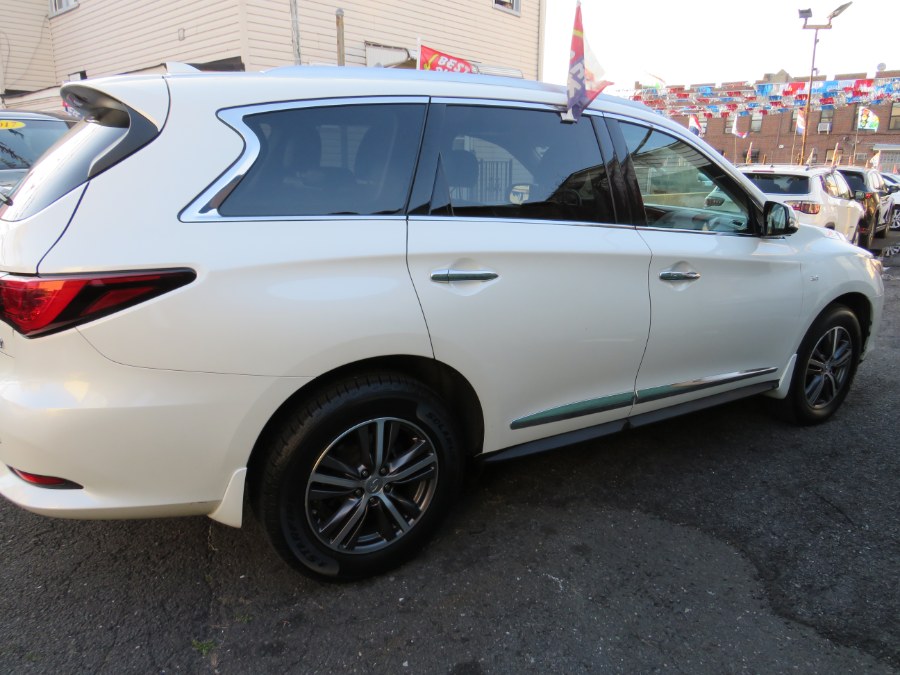 2019 INFINITI QX60 2019.5 LUXE AWD TV/DVD, available for sale in Middle Village, New York | Road Masters II INC. Middle Village, New York 2019 INFINITI QX60 2019.5 LUXE AWD TV/DVD, available for sale in Middle Village, New York | Road Masters II INC. Middle Village, New York
