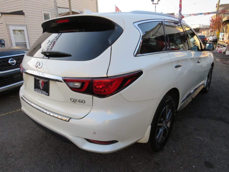 2019 INFINITI QX60 2019.5 LUXE AWD TV/DVD, available for sale in Middle Village, New York | Road Masters II INC. Middle Village, New York 2019 INFINITI QX60 2019.5 LUXE AWD TV/DVD, available for sale in Middle Village, New York | Road Masters II INC. Middle Village, New York