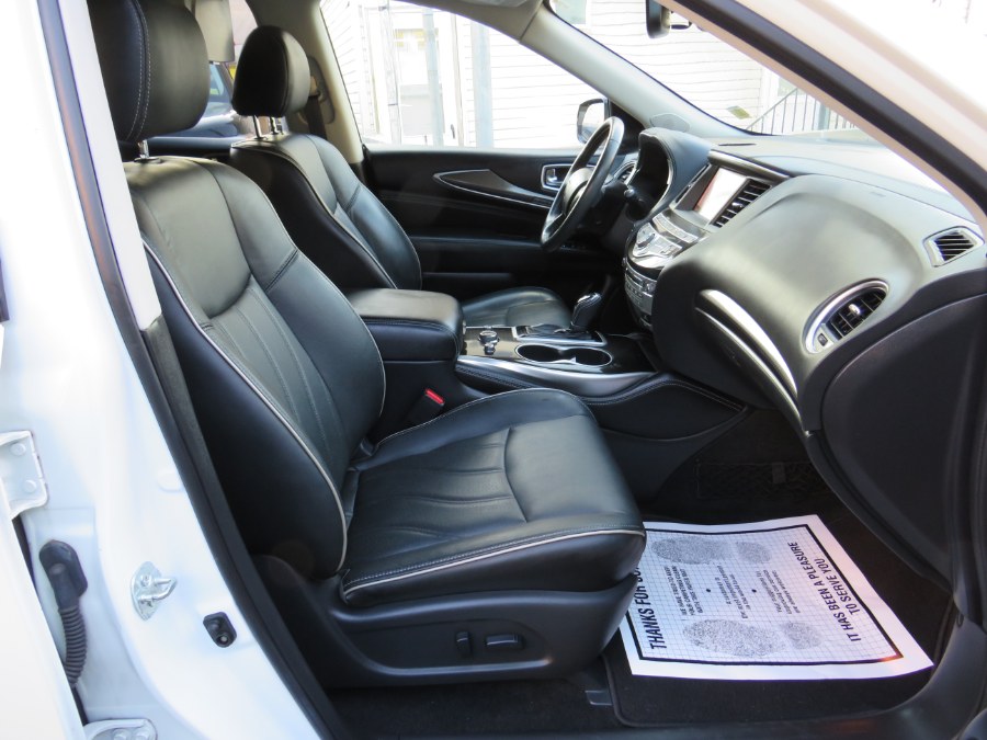 2019 INFINITI QX60 2019.5 LUXE AWD TV/DVD, available for sale in Middle Village, New York | Road Masters II INC. Middle Village, New York 2019 INFINITI QX60 2019.5 LUXE AWD TV/DVD, available for sale in Middle Village, New York | Road Masters II INC. Middle Village, New York