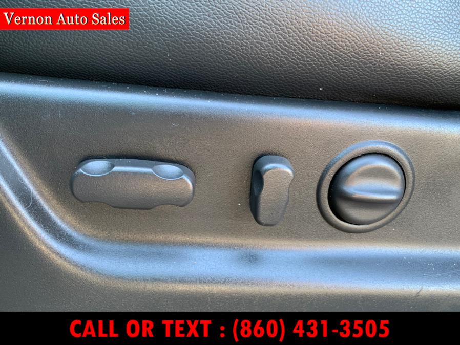 2009 GMC Yukon 4WD 4dr 1500 SLT w/4SA, available for sale in Manchester, Connecticut | Vernon Auto Sale & Service. Manchester, Connecticut 2009 GMC Yukon 4WD 4dr 1500 SLT w/4SA, available for sale in Manchester, Connecticut | Vernon Auto Sale & Service. Manchester, Connecticut