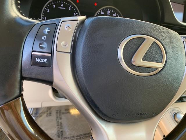 2013 Lexus Es 350 4dr Sdn, available for sale in Forestville, Maryland | Valentine Motor Company. Forestville, Maryland 2013 Lexus Es 350 4dr Sdn, available for sale in Forestville, Maryland | Valentine Motor Company. Forestville, Maryland