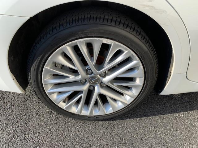 2013 Lexus Es 350 4dr Sdn, available for sale in Forestville, Maryland | Valentine Motor Company. Forestville, Maryland 2013 Lexus Es 350 4dr Sdn, available for sale in Forestville, Maryland | Valentine Motor Company. Forestville, Maryland