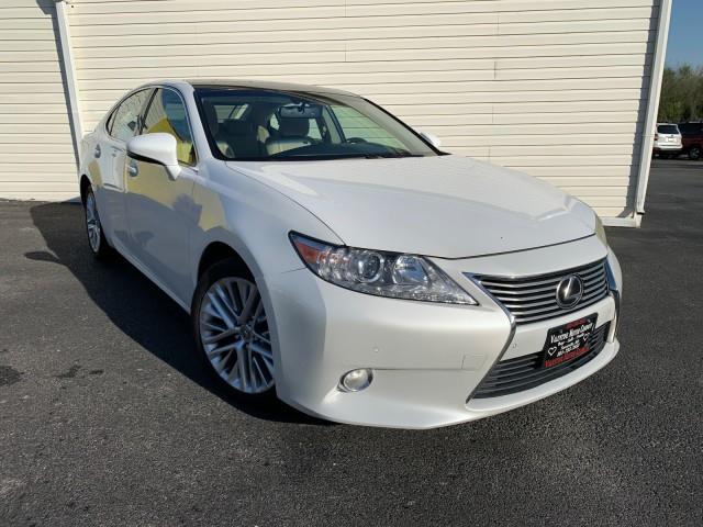 2013 Lexus Es 350 4dr Sdn, available for sale in Forestville, Maryland | Valentine Motor Company. Forestville, Maryland 2013 Lexus Es 350 4dr Sdn, available for sale in Forestville, Maryland | Valentine Motor Company. Forestville, Maryland