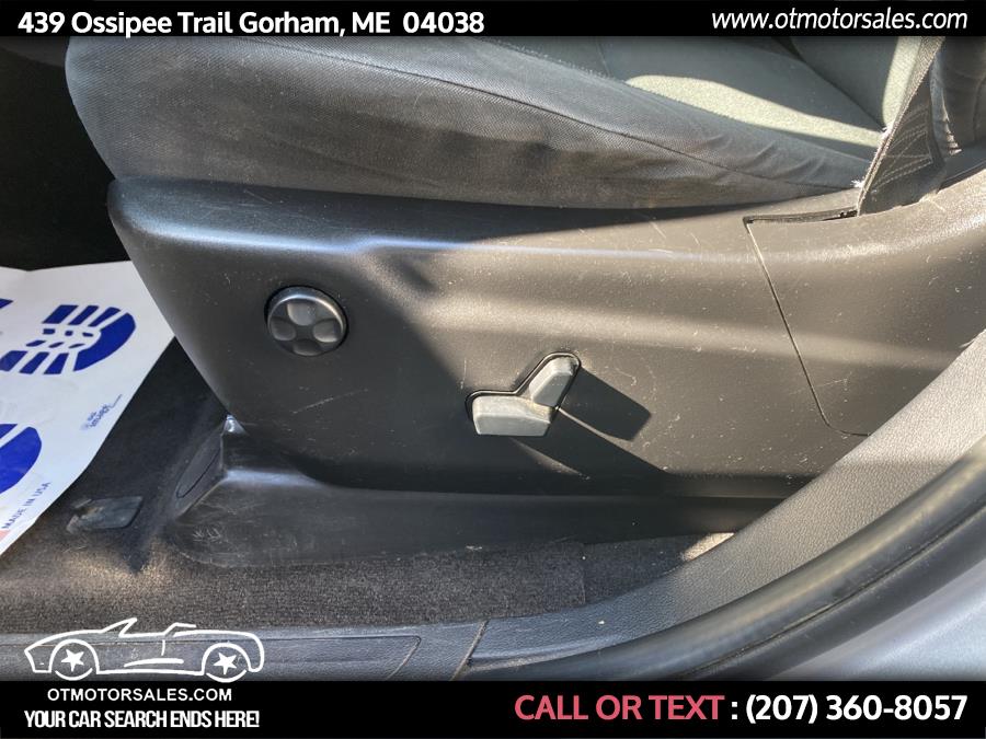 Used Jeep Grand Cherokee 4WD 4dr Laredo 2011 | Ossipee Trail Motor Sales. Gorham, Maine Used Jeep Grand Cherokee 4WD 4dr Laredo 2011 | Ossipee Trail Motor Sales. Gorham, Maine