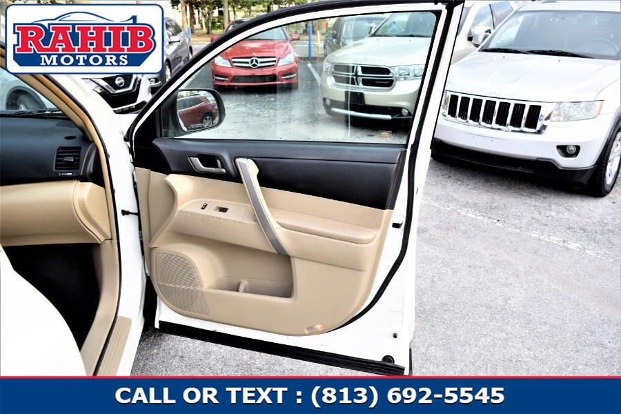 2011 Toyota Highlander 4WD 4dr V6 Base, available for sale in Winter Park, Florida | Rahib Motors. Winter Park, Florida 2011 Toyota Highlander 4WD 4dr V6 Base, available for sale in Winter Park, Florida | Rahib Motors. Winter Park, Florida