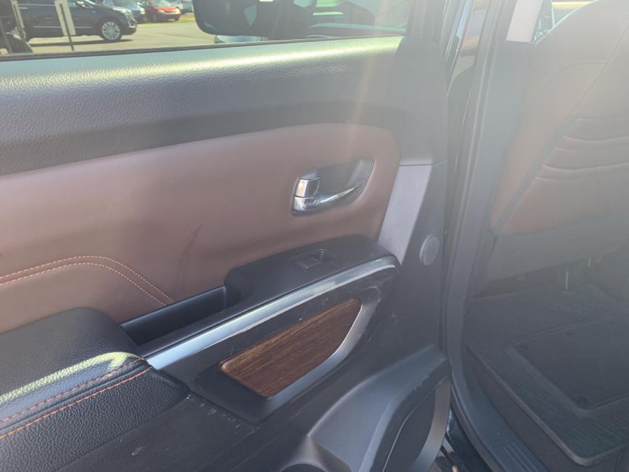 Used Nissan Titan 4x4 Crew Cab PLATINUM 2017 | Saybrook Auto Barn. Old Saybrook, Connecticut Used Nissan Titan 4x4 Crew Cab PLATINUM 2017 | Saybrook Auto Barn. Old Saybrook, Connecticut