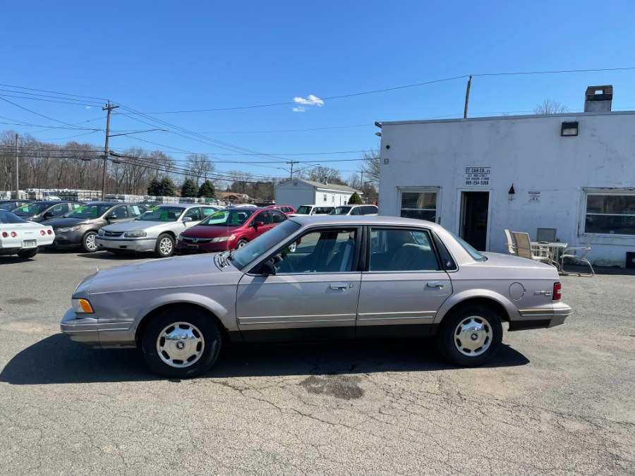 Used Buick Century 4dr Sdn Limited SL 1996 | CT Car Co LLC. East Windsor, Connecticut