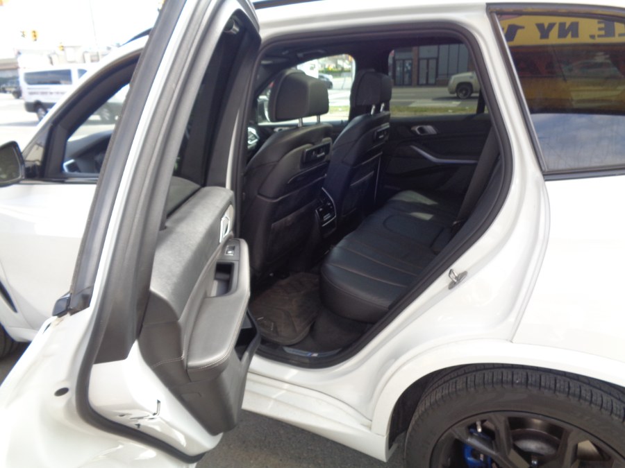 2019 BMW X5 M-Sport 1 OWNER! LOW MILES!, available for sale in Elmont, New York | Sunrise of Elmont. Elmont, New York 2019 BMW X5 M-Sport 1 OWNER! LOW MILES!, available for sale in Elmont, New York | Sunrise of Elmont. Elmont, New York
