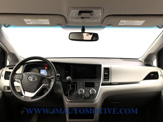 2015 Toyota Sienna 5dr 8-Pass Van LE FWD, available for sale in Naugatuck, Connecticut | J&M Automotive Sls&Svc LLC. Naugatuck, Connecticut 2015 Toyota Sienna 5dr 8-Pass Van LE FWD, available for sale in Naugatuck, Connecticut | J&M Automotive Sls&Svc LLC. Naugatuck, Connecticut