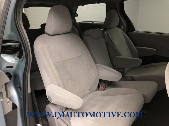 2015 Toyota Sienna 5dr 8-Pass Van LE FWD, available for sale in Naugatuck, Connecticut | J&M Automotive Sls&Svc LLC. Naugatuck, Connecticut 2015 Toyota Sienna 5dr 8-Pass Van LE FWD, available for sale in Naugatuck, Connecticut | J&M Automotive Sls&Svc LLC. Naugatuck, Connecticut