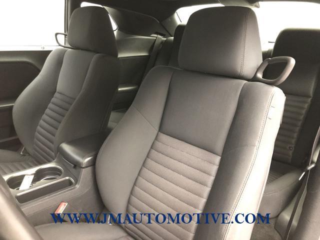 Used Dodge Challenger 2dr Cpe R/T 2011 | J&M Automotive Sls&Svc LLC. Naugatuck, Connecticut Used Dodge Challenger 2dr Cpe R/T 2011 | J&M Automotive Sls&Svc LLC. Naugatuck, Connecticut