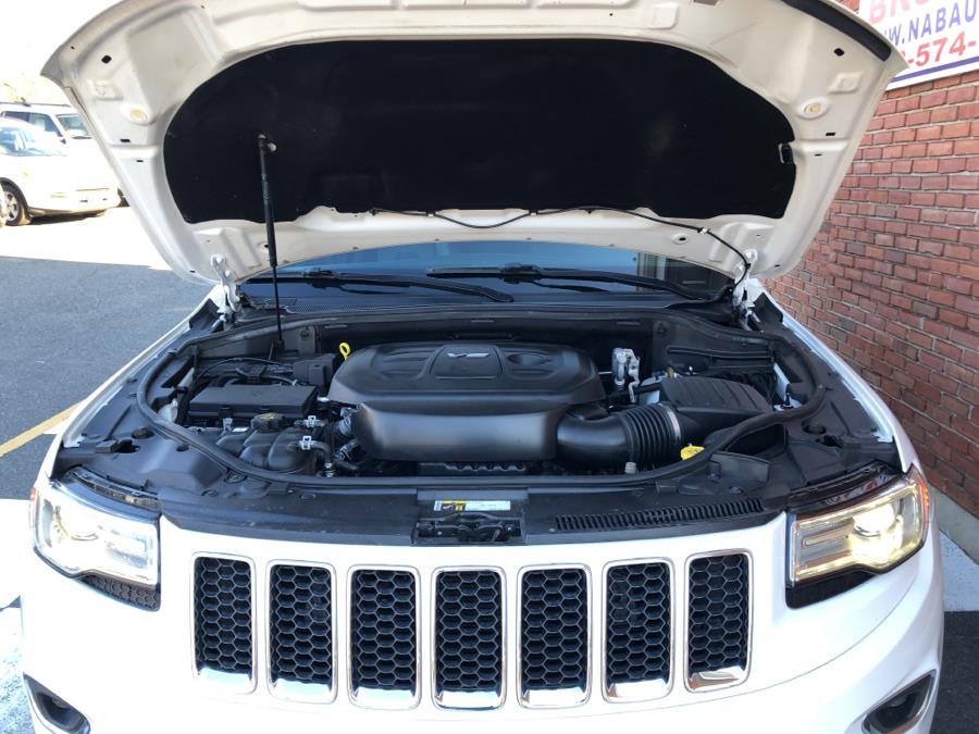 2016 Jeep Grand Cherokee 4WD 4dr High Overland, available for sale in Waterbury, Connecticut | National Auto Brokers, Inc.. Waterbury, Connecticut 2016 Jeep Grand Cherokee 4WD 4dr High Overland, available for sale in Waterbury, Connecticut | National Auto Brokers, Inc.. Waterbury, Connecticut