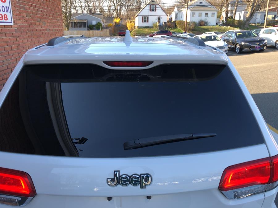 2016 Jeep Grand Cherokee 4WD 4dr High Overland, available for sale in Waterbury, Connecticut | National Auto Brokers, Inc.. Waterbury, Connecticut 2016 Jeep Grand Cherokee 4WD 4dr High Overland, available for sale in Waterbury, Connecticut | National Auto Brokers, Inc.. Waterbury, Connecticut