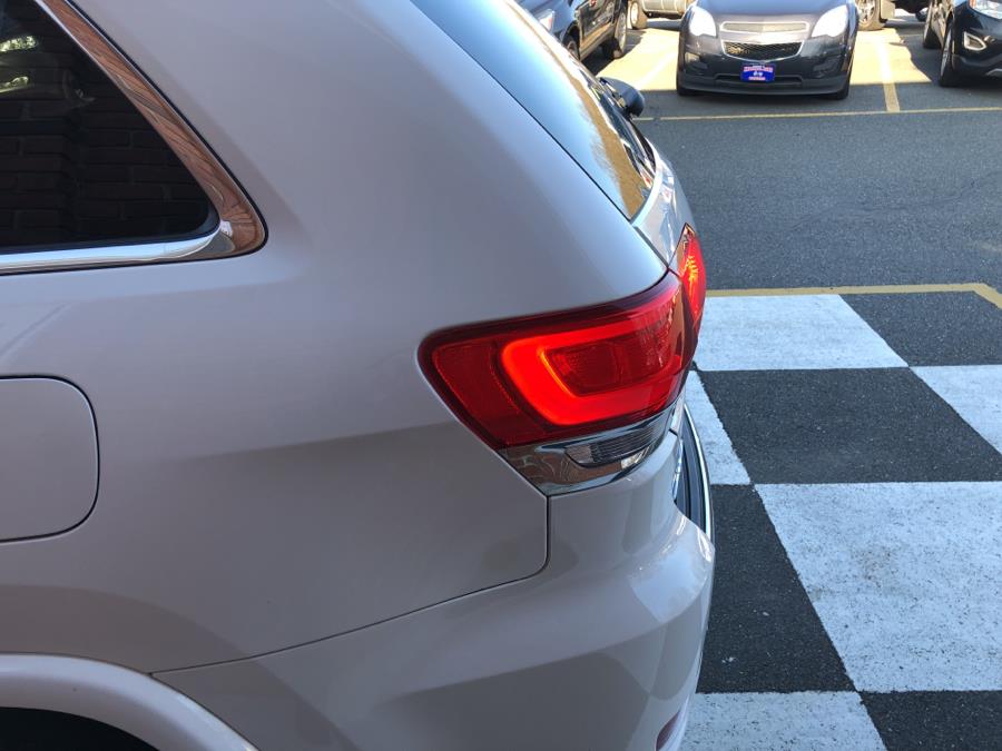 2016 Jeep Grand Cherokee 4WD 4dr High Overland, available for sale in Waterbury, Connecticut | National Auto Brokers, Inc.. Waterbury, Connecticut 2016 Jeep Grand Cherokee 4WD 4dr High Overland, available for sale in Waterbury, Connecticut | National Auto Brokers, Inc.. Waterbury, Connecticut