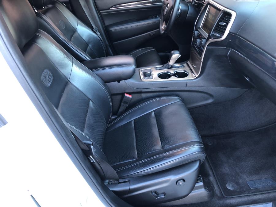 2016 Jeep Grand Cherokee 4WD 4dr High Overland, available for sale in Waterbury, Connecticut | National Auto Brokers, Inc.. Waterbury, Connecticut 2016 Jeep Grand Cherokee 4WD 4dr High Overland, available for sale in Waterbury, Connecticut | National Auto Brokers, Inc.. Waterbury, Connecticut