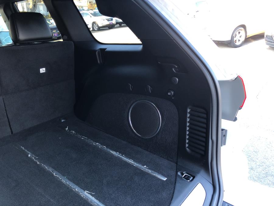 2016 Jeep Grand Cherokee 4WD 4dr High Overland, available for sale in Waterbury, Connecticut | National Auto Brokers, Inc.. Waterbury, Connecticut 2016 Jeep Grand Cherokee 4WD 4dr High Overland, available for sale in Waterbury, Connecticut | National Auto Brokers, Inc.. Waterbury, Connecticut