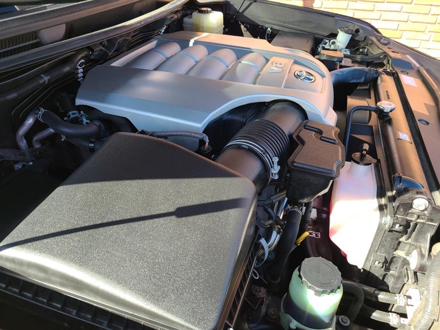 Used Toyota Land Cruiser 4WD 2019 | National Auto Brokers, Inc.. Waterbury, Connecticut Used Toyota Land Cruiser 4WD 2019 | National Auto Brokers, Inc.. Waterbury, Connecticut