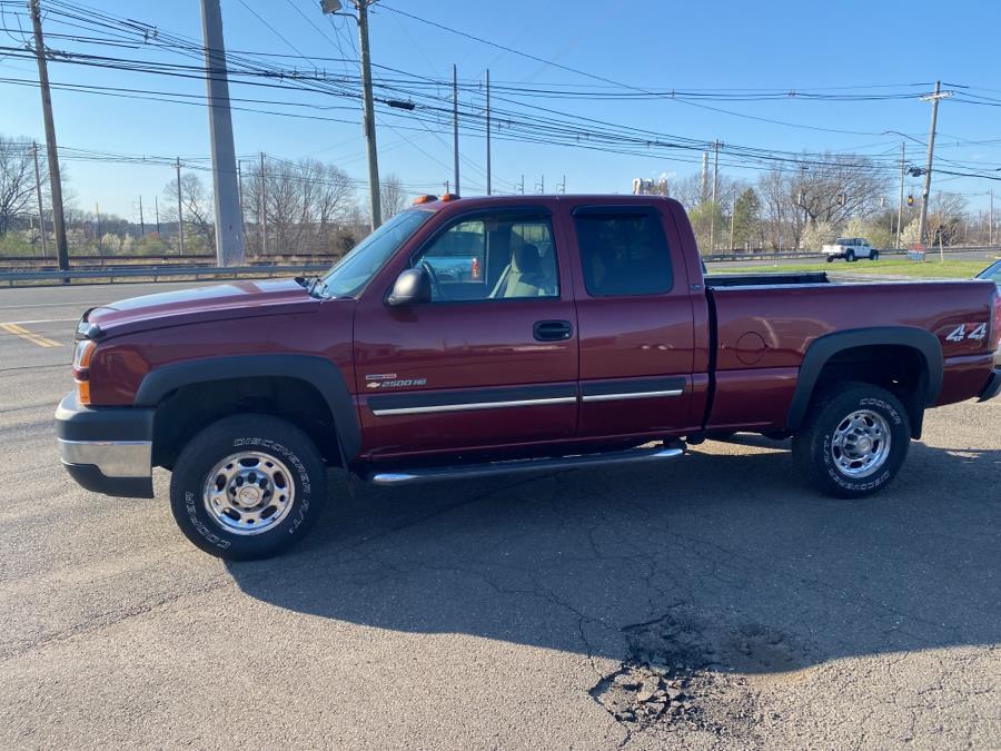2005 Chevrolet Silverado 2500HD Ext Cab 143.5" WB 4WD LS, available for sale in Wallingford, Connecticut | Vertucci Automotive Inc. Wallingford, Connecticut 2005 Chevrolet Silverado 2500HD Ext Cab 143.5" WB 4WD LS, available for sale in Wallingford, Connecticut | Vertucci Automotive Inc. Wallingford, Connecticut